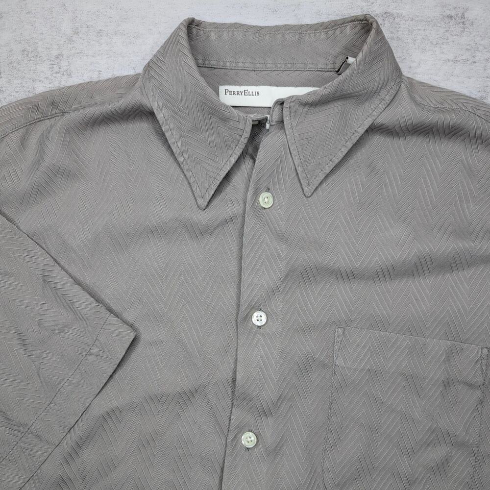Perry Ellis Men's Silk Short Sleeve Button Down‎ - Medium Gray Herringbone